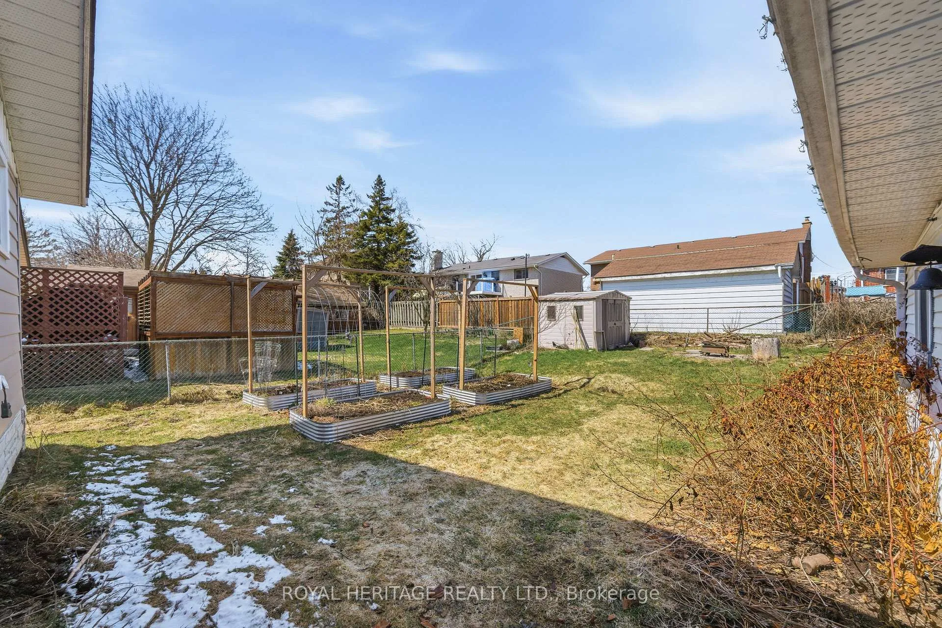 Photo 46 of 18 Panelas Crescent, Quinte West, Trenton Ward — HOMEH