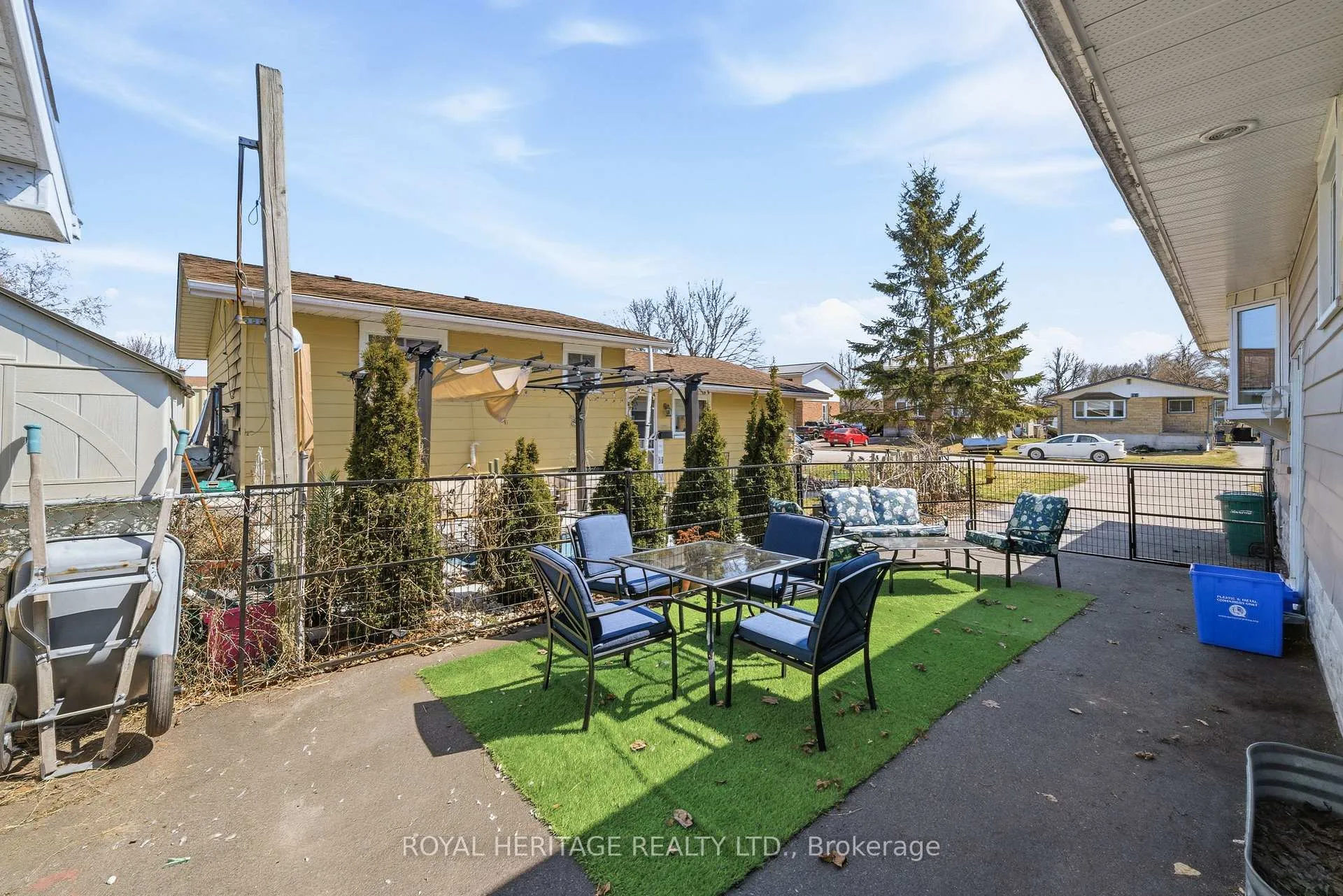 Photo 47 of 18 Panelas Crescent, Quinte West, Trenton Ward — HOMEH