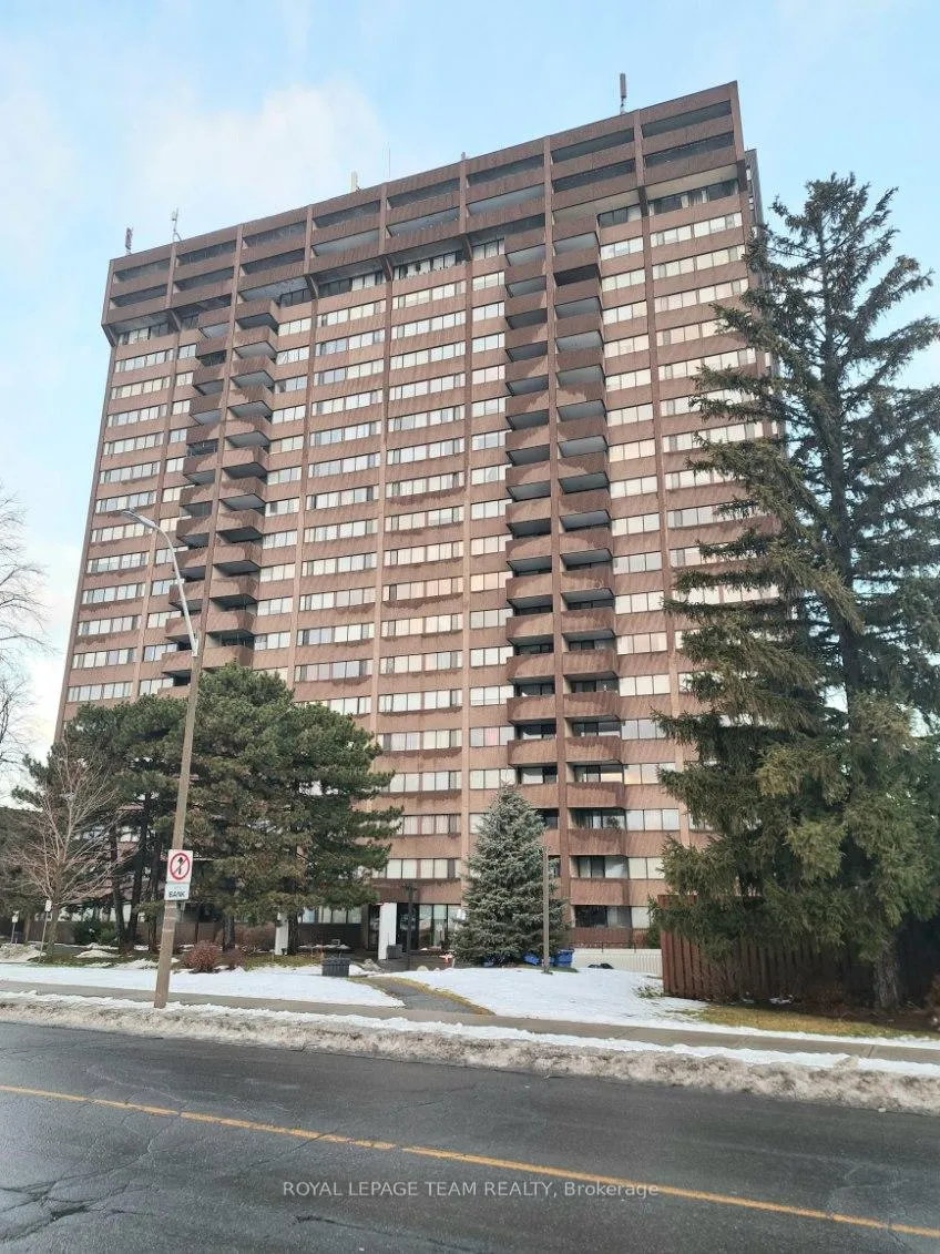 Front of Unit 801, 1285 Cahill Drive