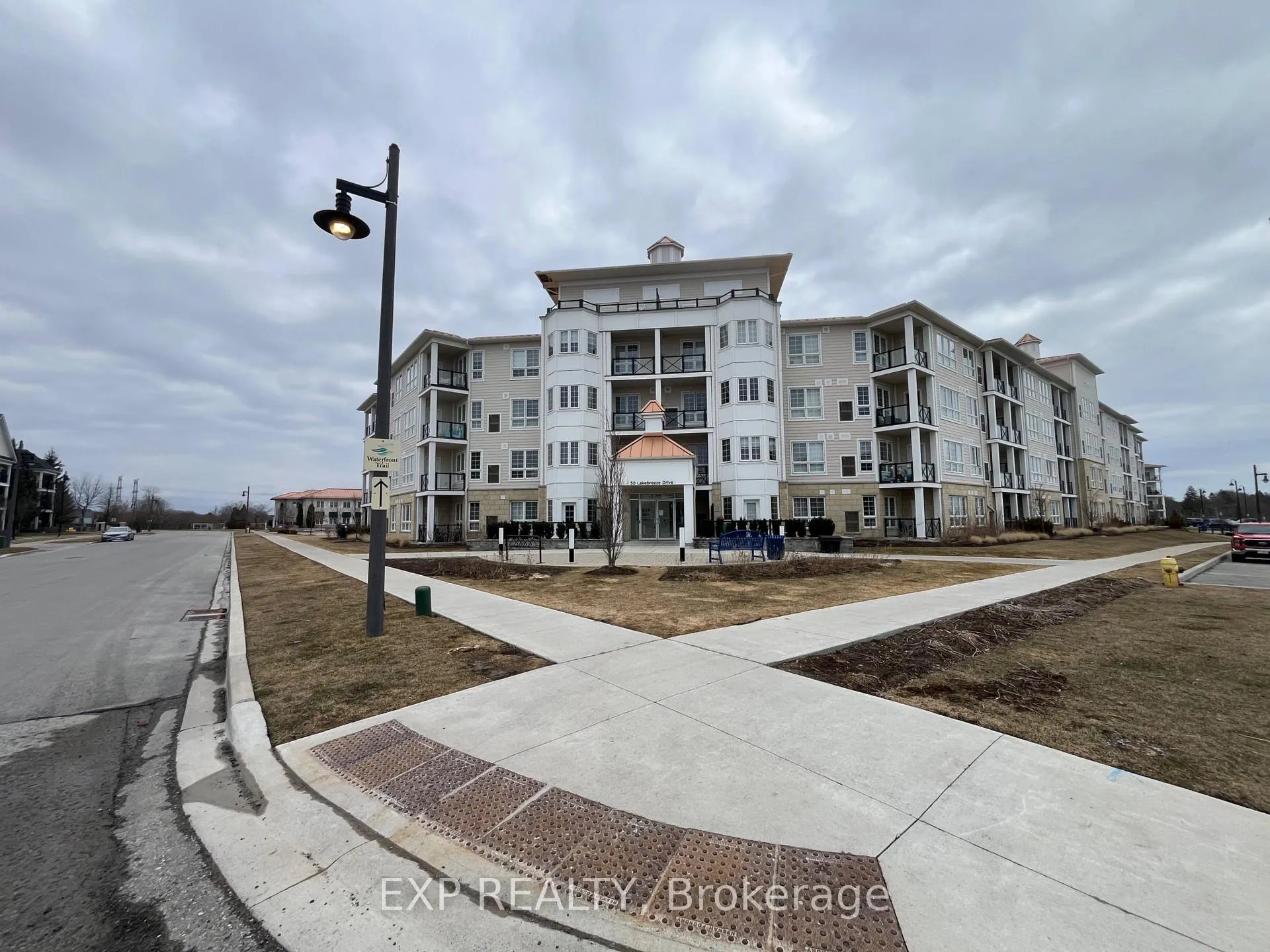 Photo 1 of Unit 113, 50 Lakebreeze Drive, Clarington, Newcastle — HOMEH
