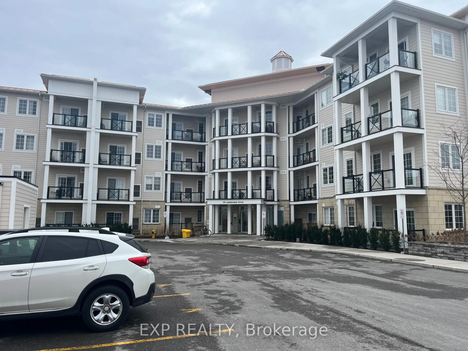 Photo 5 of Unit 113, 50 Lakebreeze Drive, Clarington, Newcastle — HOMEH