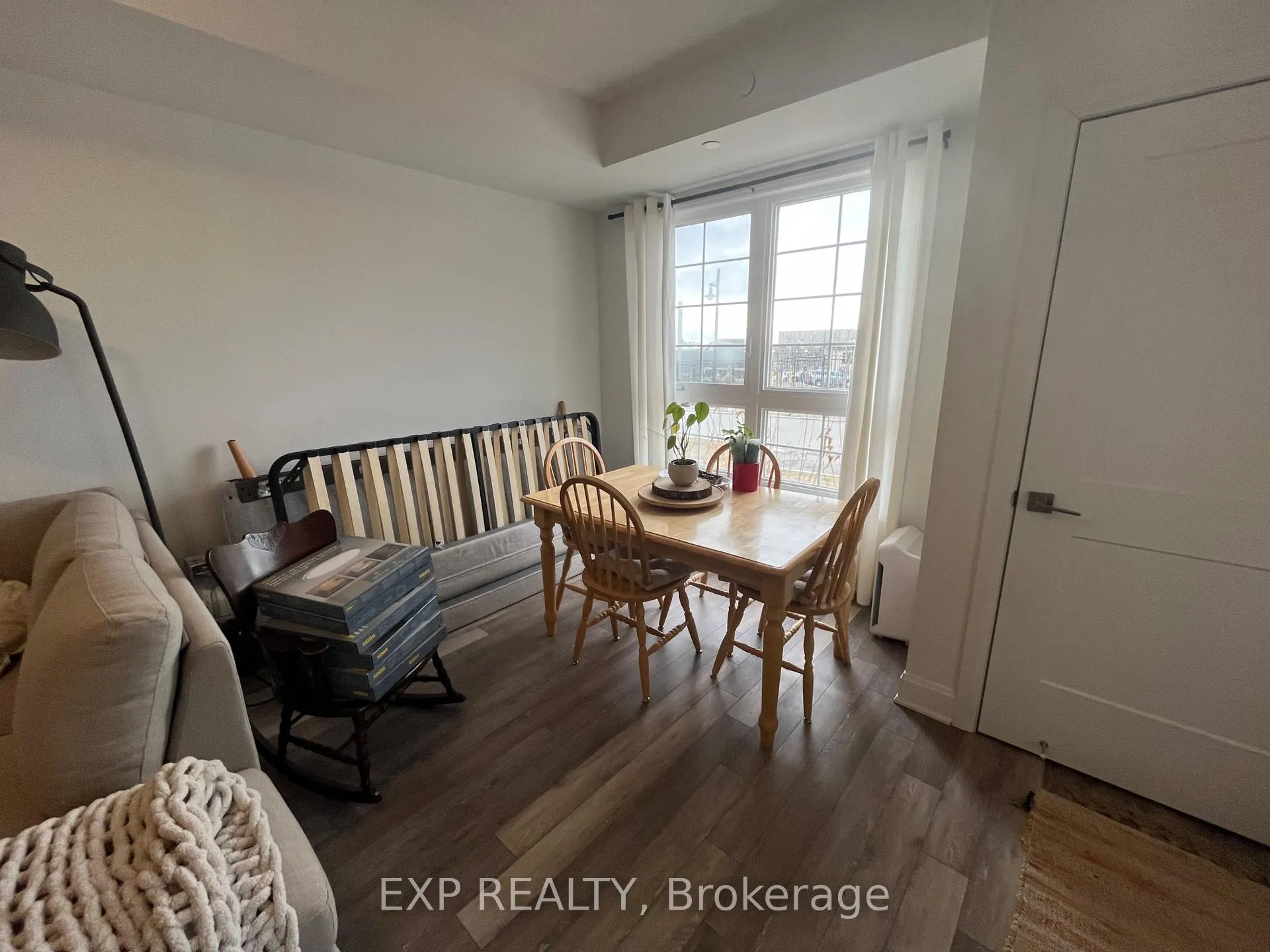 Photo 14 of Unit 113, 50 Lakebreeze Drive, Clarington, Newcastle — HOMEH