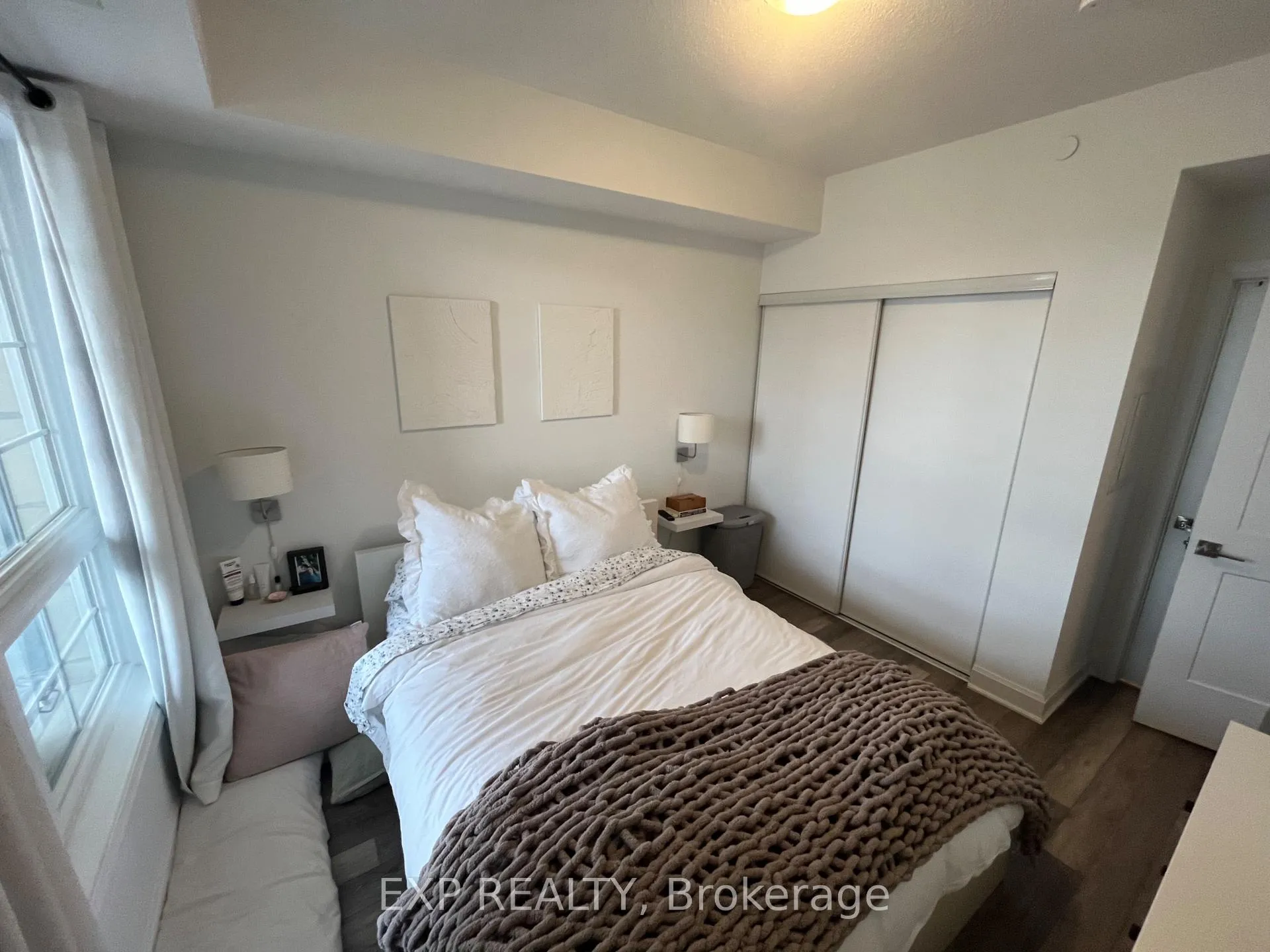 Photo 20 of Unit 113, 50 Lakebreeze Drive, Clarington, Newcastle — HOMEH