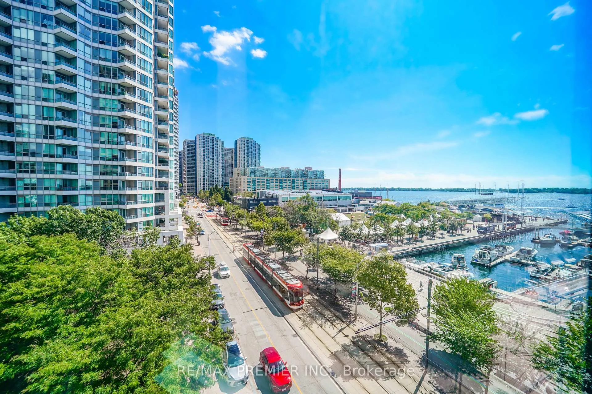 Photo 1 of Unit Unit 601, 250 Queens Quay Boulevard W, Toronto, Waterfront Communities — HOMEH