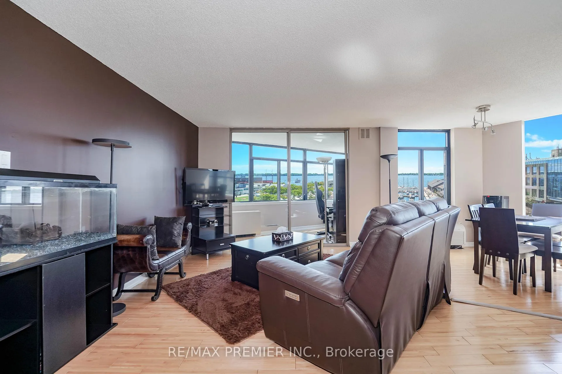 Photo 9 of Unit Unit 601, 250 Queens Quay Boulevard W, Toronto, Waterfront Communities — HOMEH