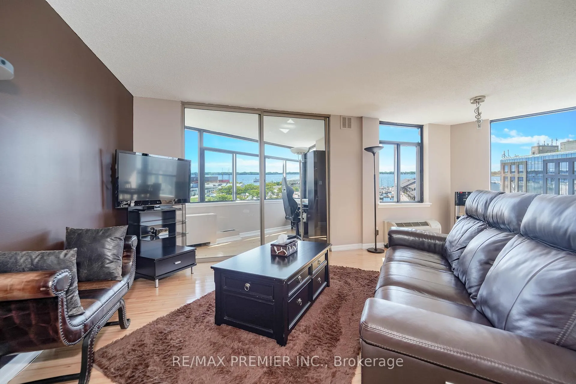 Photo 17 of Unit Unit 601, 250 Queens Quay Boulevard W, Toronto, Waterfront Communities — HOMEH
