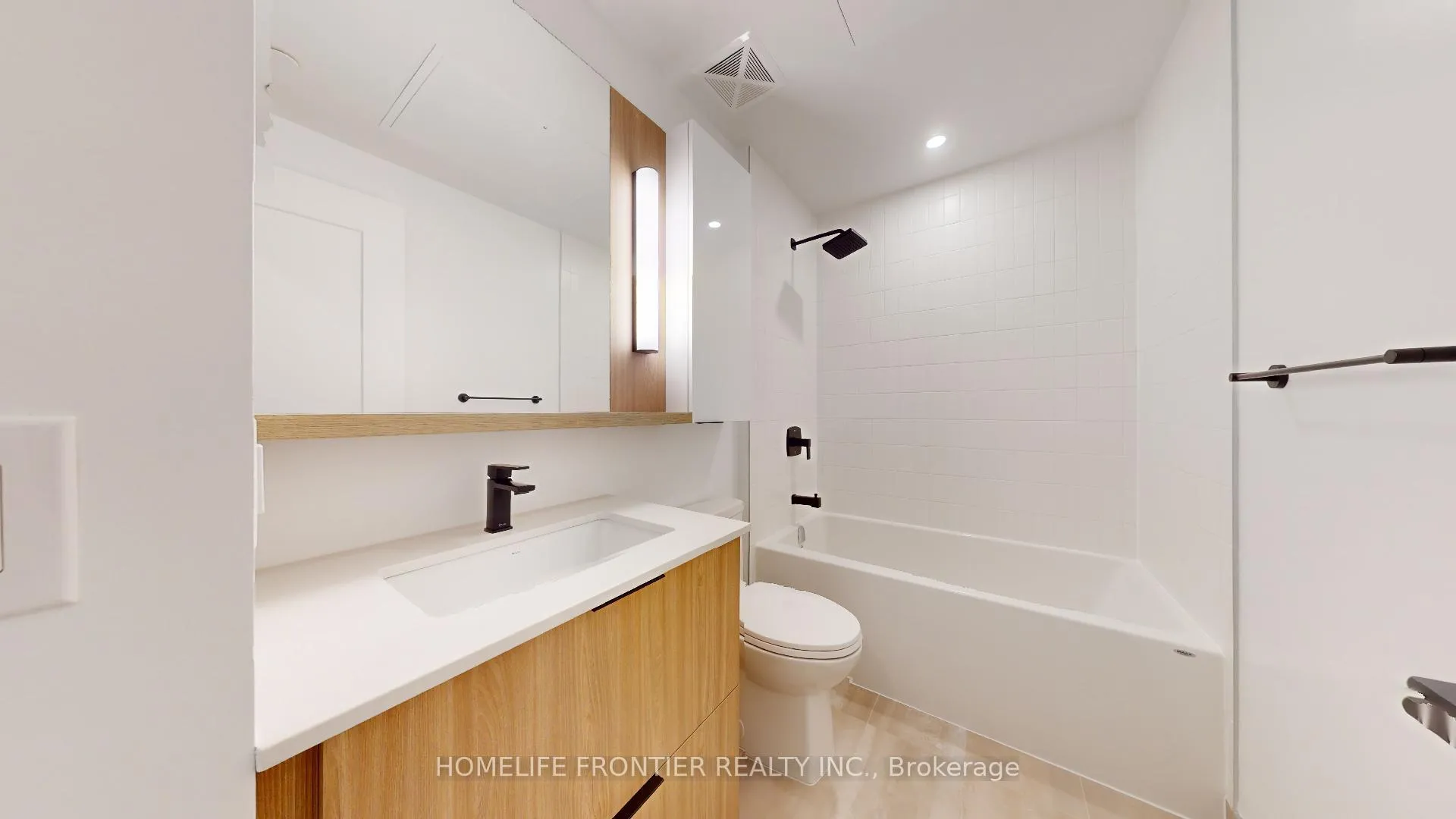 Photo 9 of Unit 904, 5 Defries Street, Toronto, Regent Park — HOMEH