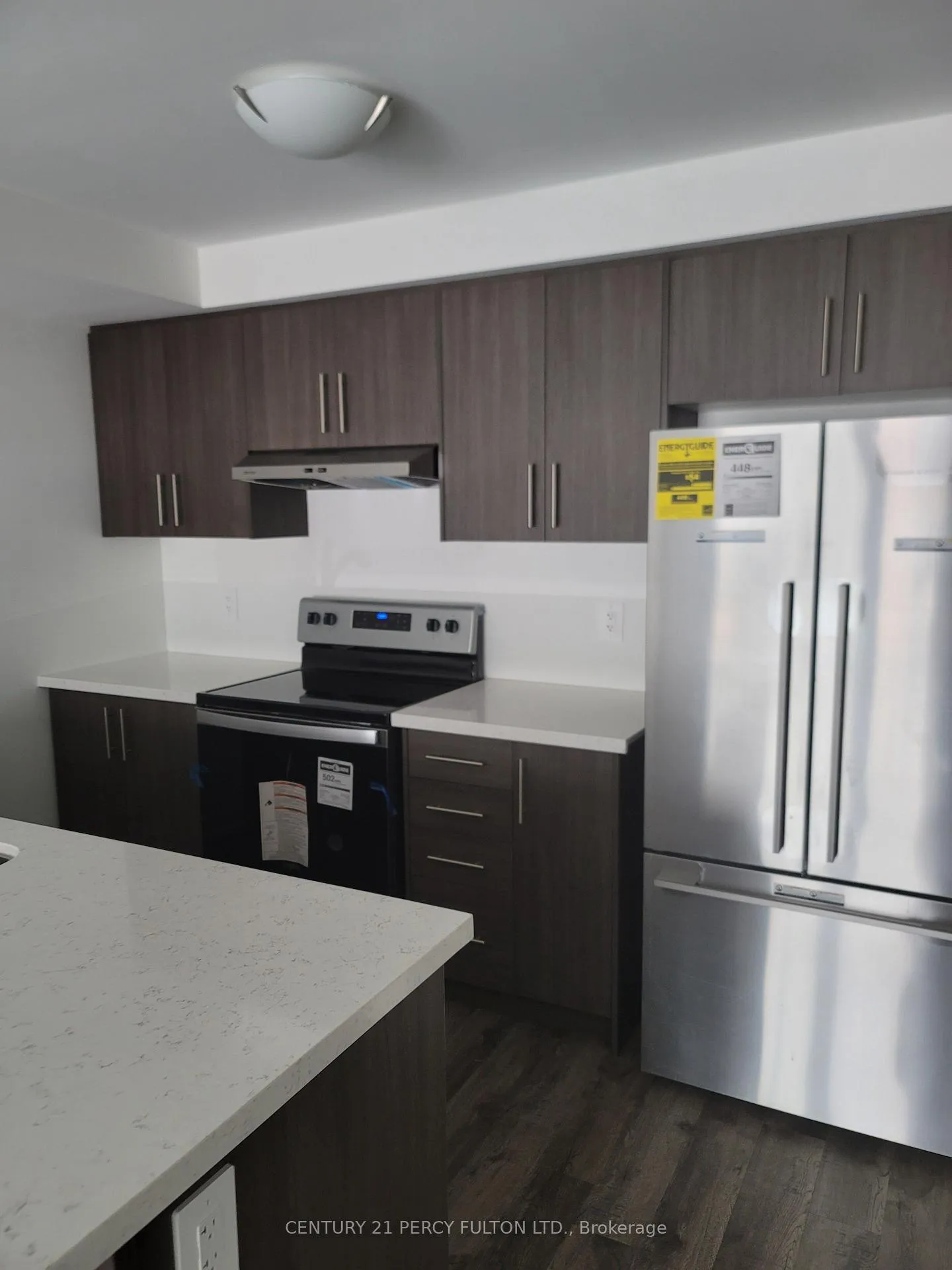 Photo 5 of Unit 8, 35 Romilly Avenue N, Brampton, Northwest Brampton — HOMEH