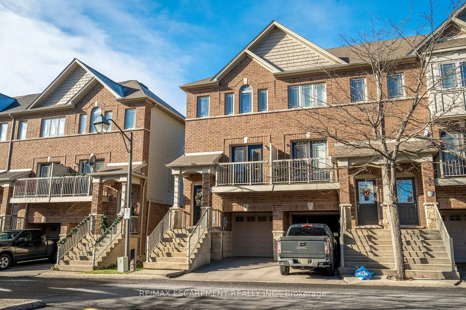 Photo 2 of Unit 6, 25 Viking Drive, Hamilton, Binbrook — HOMEH