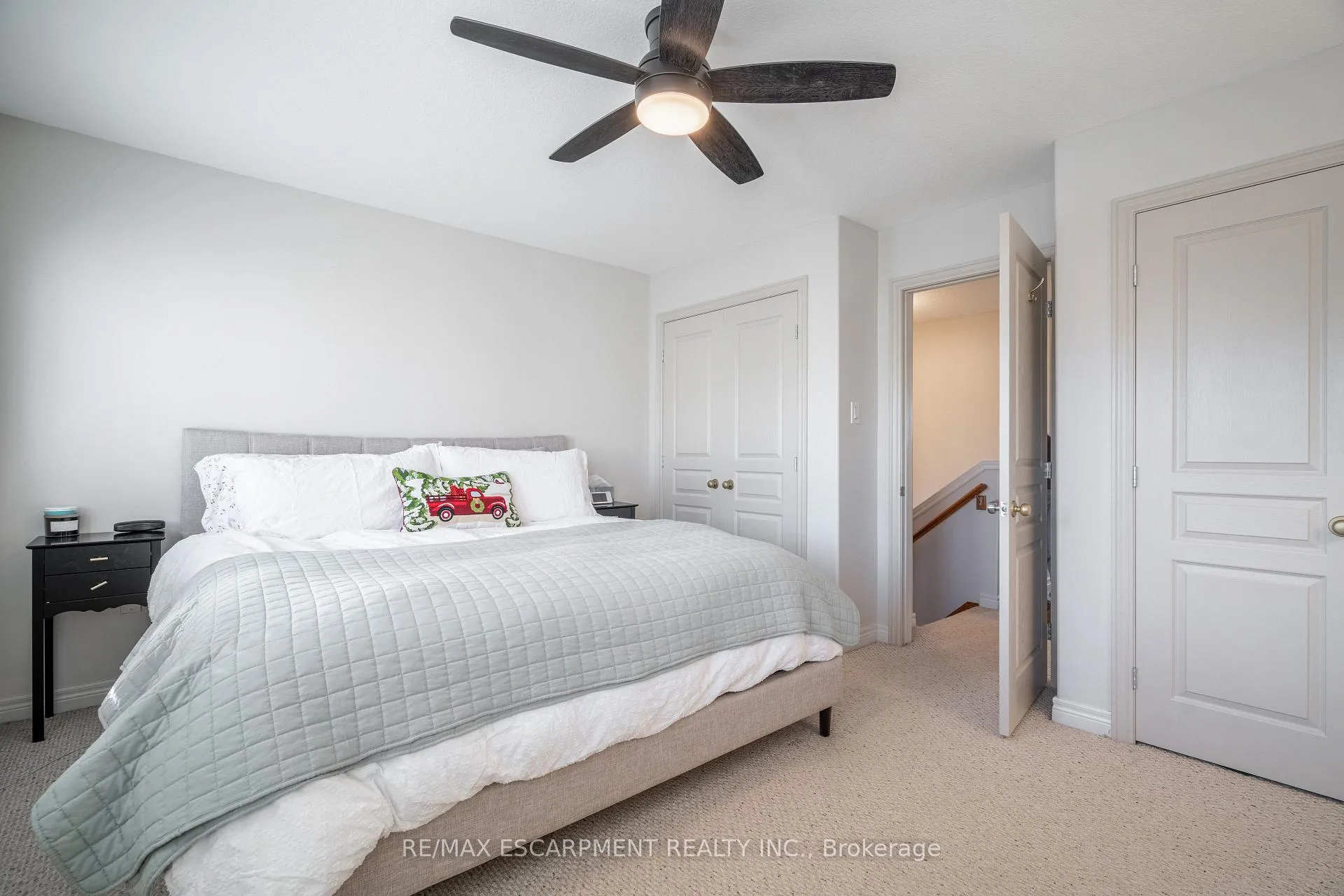 Photo 18 of Unit 6, 25 Viking Drive, Hamilton, Binbrook — HOMEH