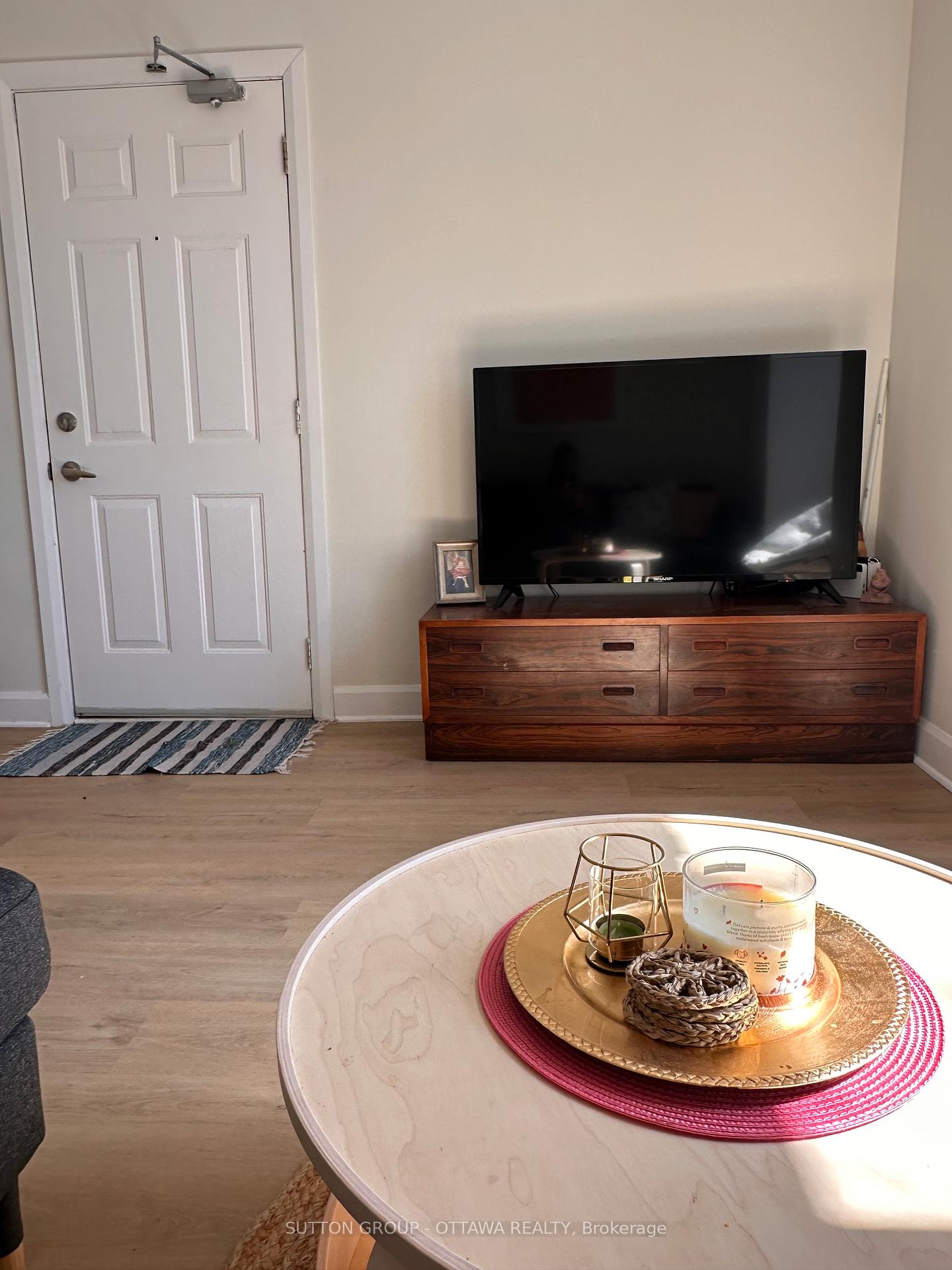 Photo 11 of Unit 2, 37 Melgund Avenue, Ottawa, Glebe — HOMEH