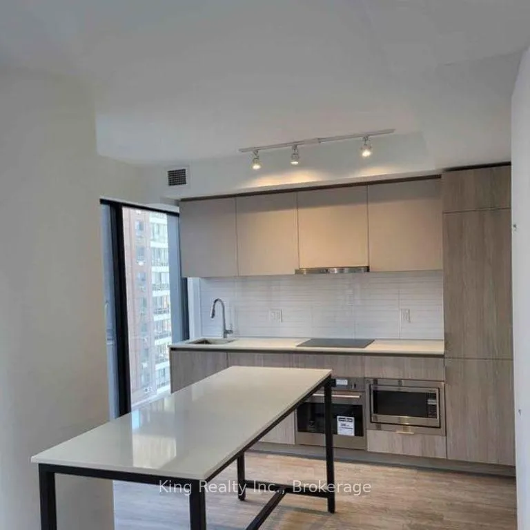 Photo 2 of Unit 503, 47 Mutual Street, Toronto, Church-Yonge Corridor — HOMEH