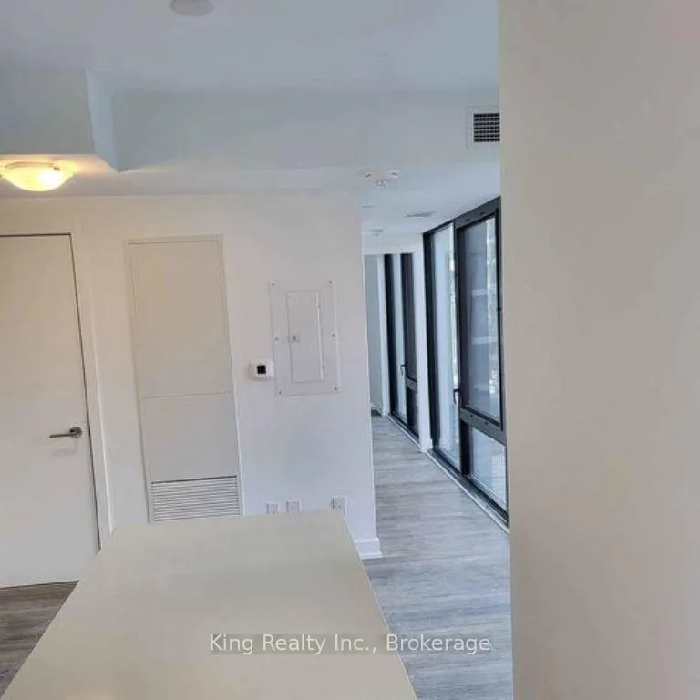 Photo 5 of Unit 503, 47 Mutual Street, Toronto, Church-Yonge Corridor — HOMEH