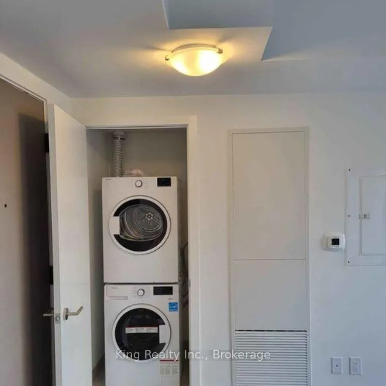 Photo 11 of Unit 503, 47 Mutual Street, Toronto, Church-Yonge Corridor — HOMEH