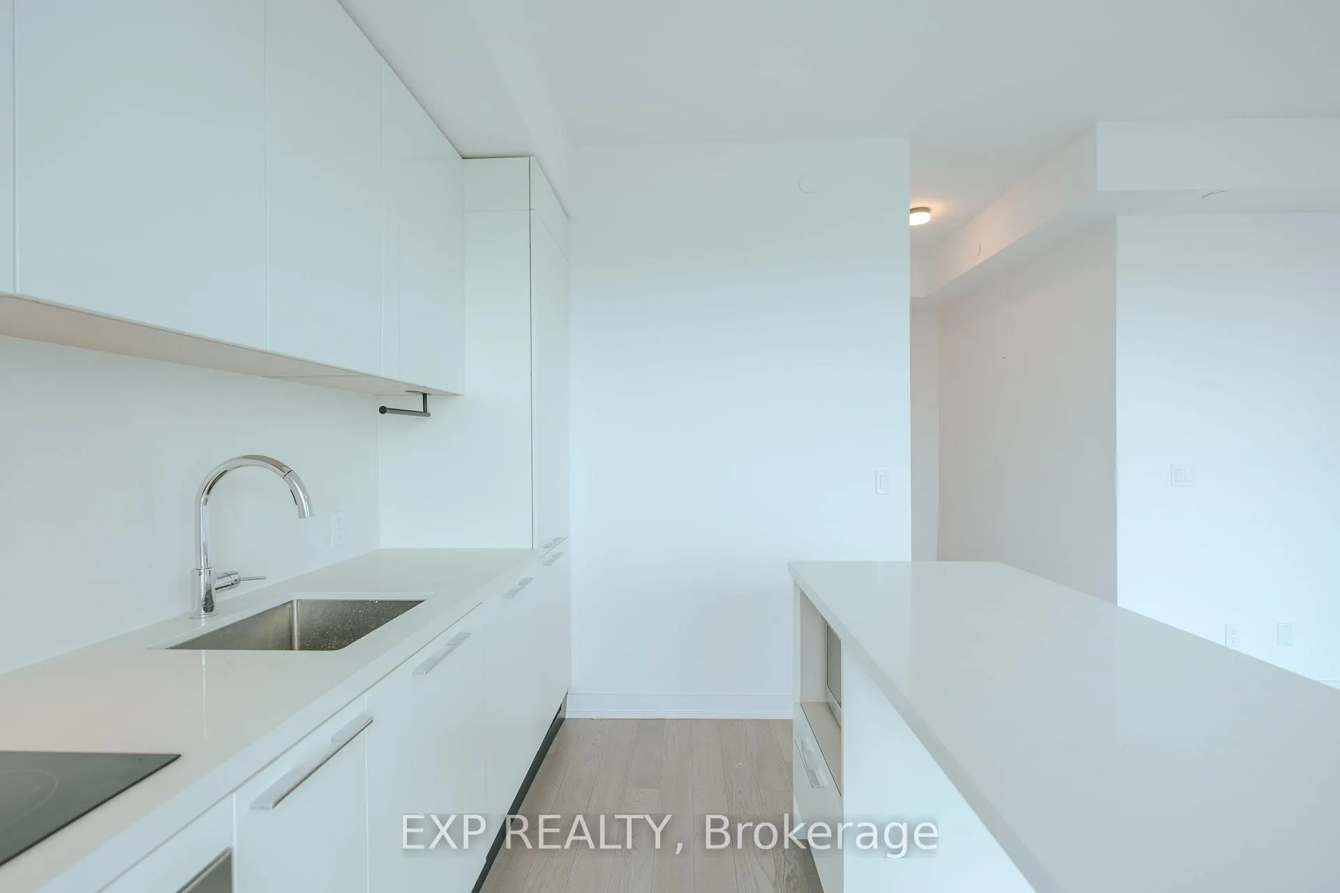 Photo 6 of Unit 1008, 200 Sudbury Street, Toronto, Little Portugal — HOMEH