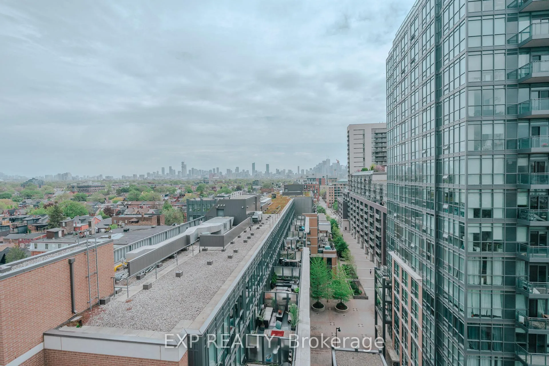 Photo 16 of Unit 1008, 200 Sudbury Street, Toronto, Little Portugal — HOMEH
