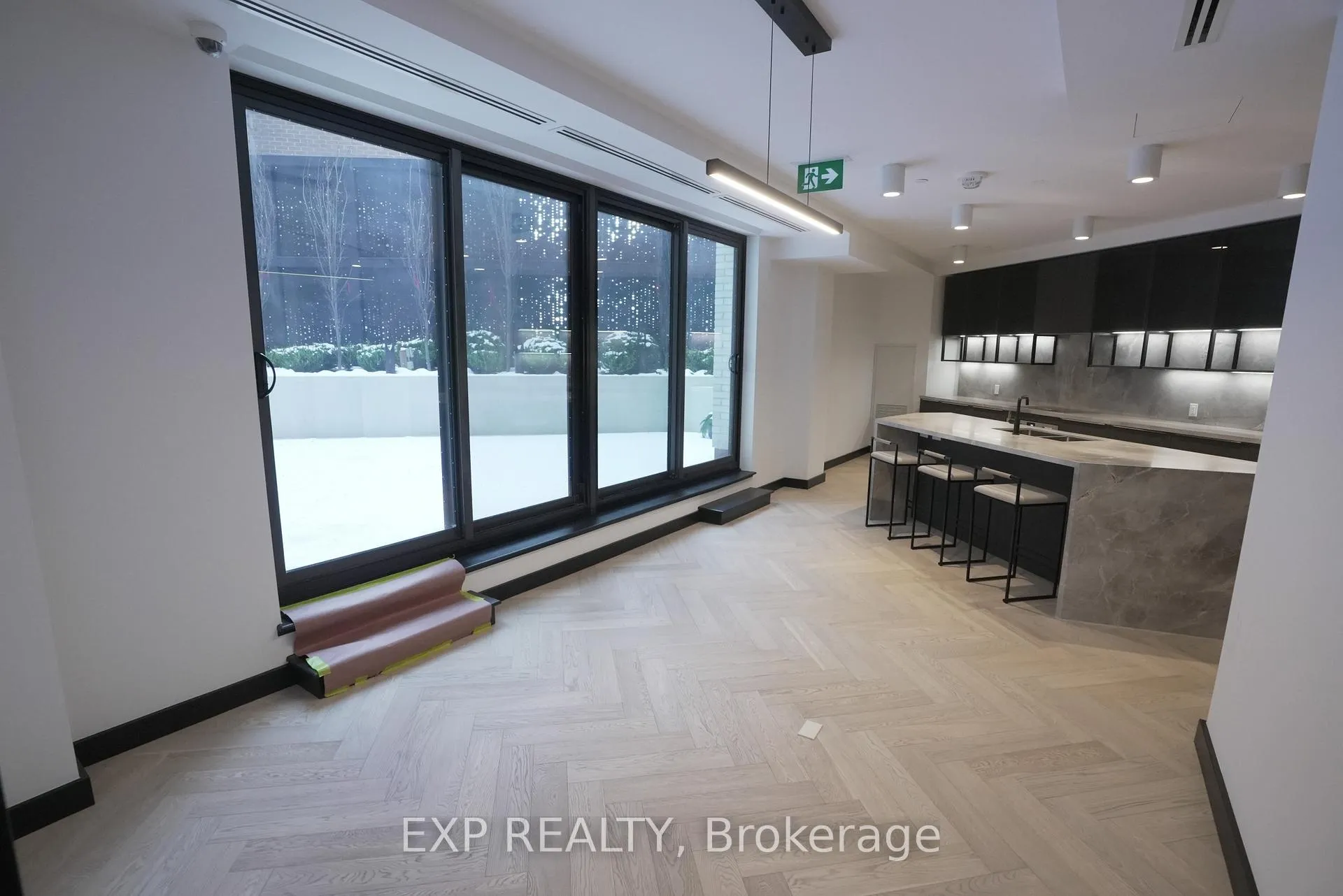 Photo 23 of Unit 1008, 200 Sudbury Street, Toronto, Little Portugal — HOMEH
