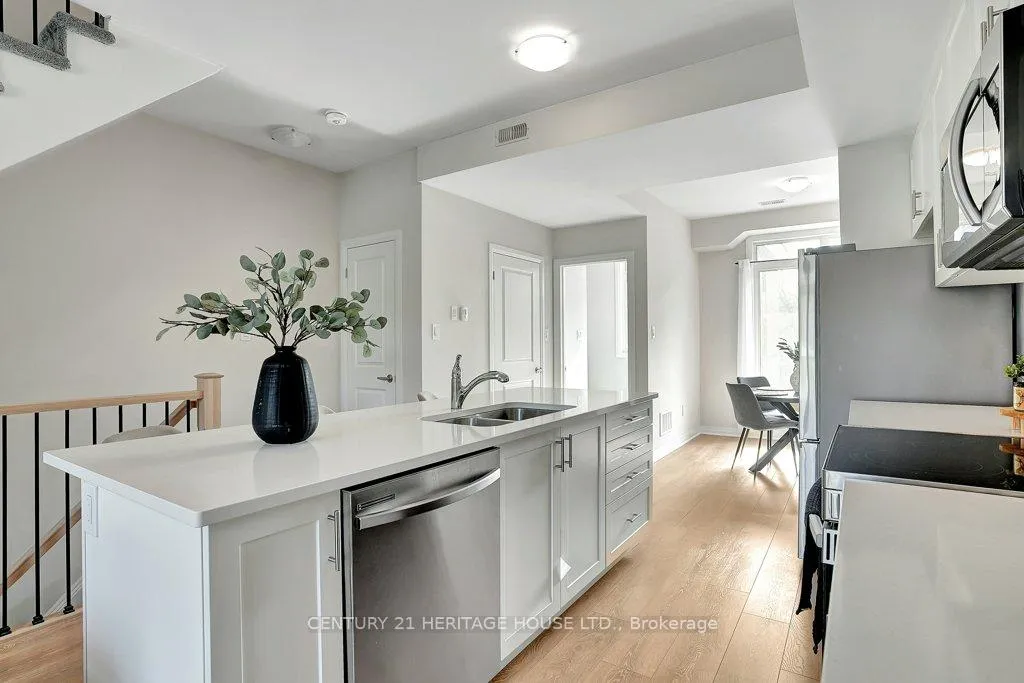 Photo 14 of Unit 31, 2 Willow Street, Brant, Paris — HOMEH