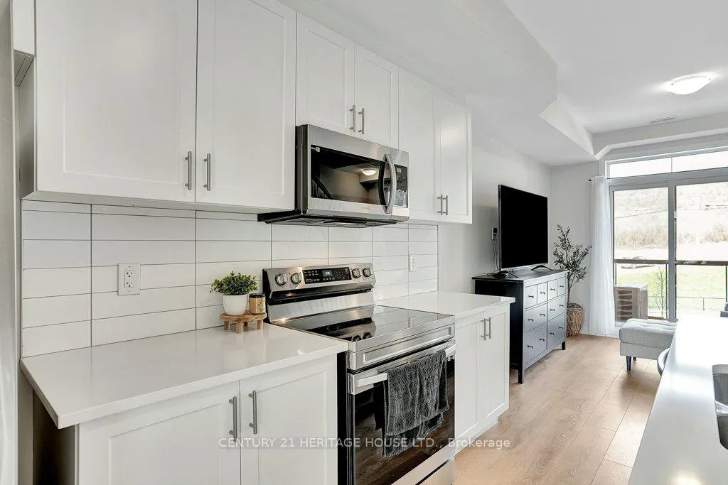Photo 19 of Unit 31, 2 Willow Street, Brant, Paris — HOMEH