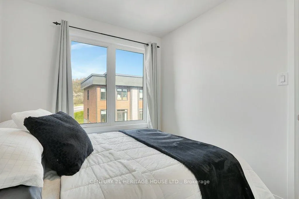 Photo 29 of Unit 31, 2 Willow Street, Brant, Paris — HOMEH