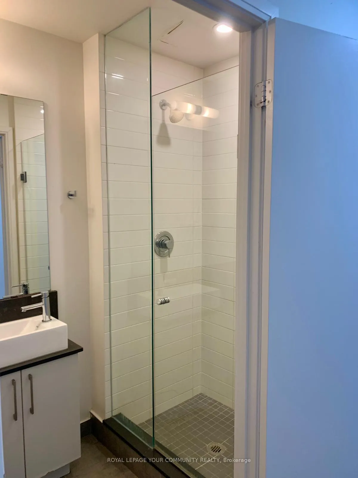 Photo 19 of Unit 1401, 576 Front Street W, Toronto, Waterfront Communities — HOMEH