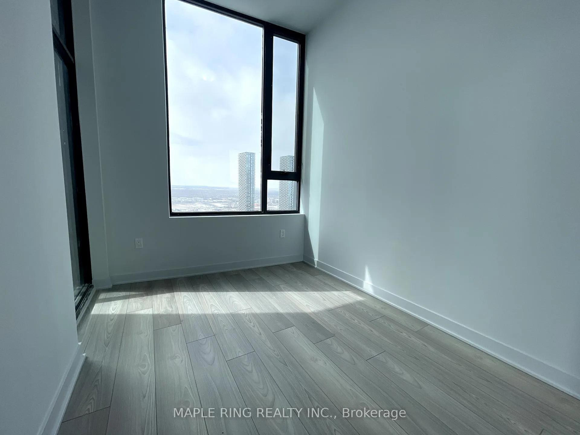 Photo 7 of Unit 3101, 2920 Highway 7 Road, Vaughan, Concord — HOMEH