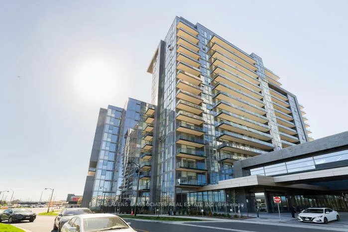 Front of Unit 915, 10 Gatineau Drive