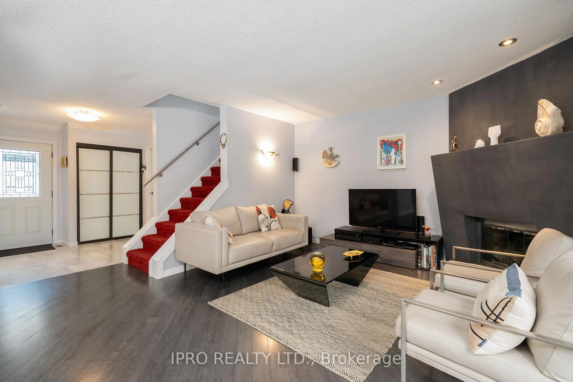 Photo 6 of 13 Sparklett Crescent, Brampton, Heart Lake East — HOMEH