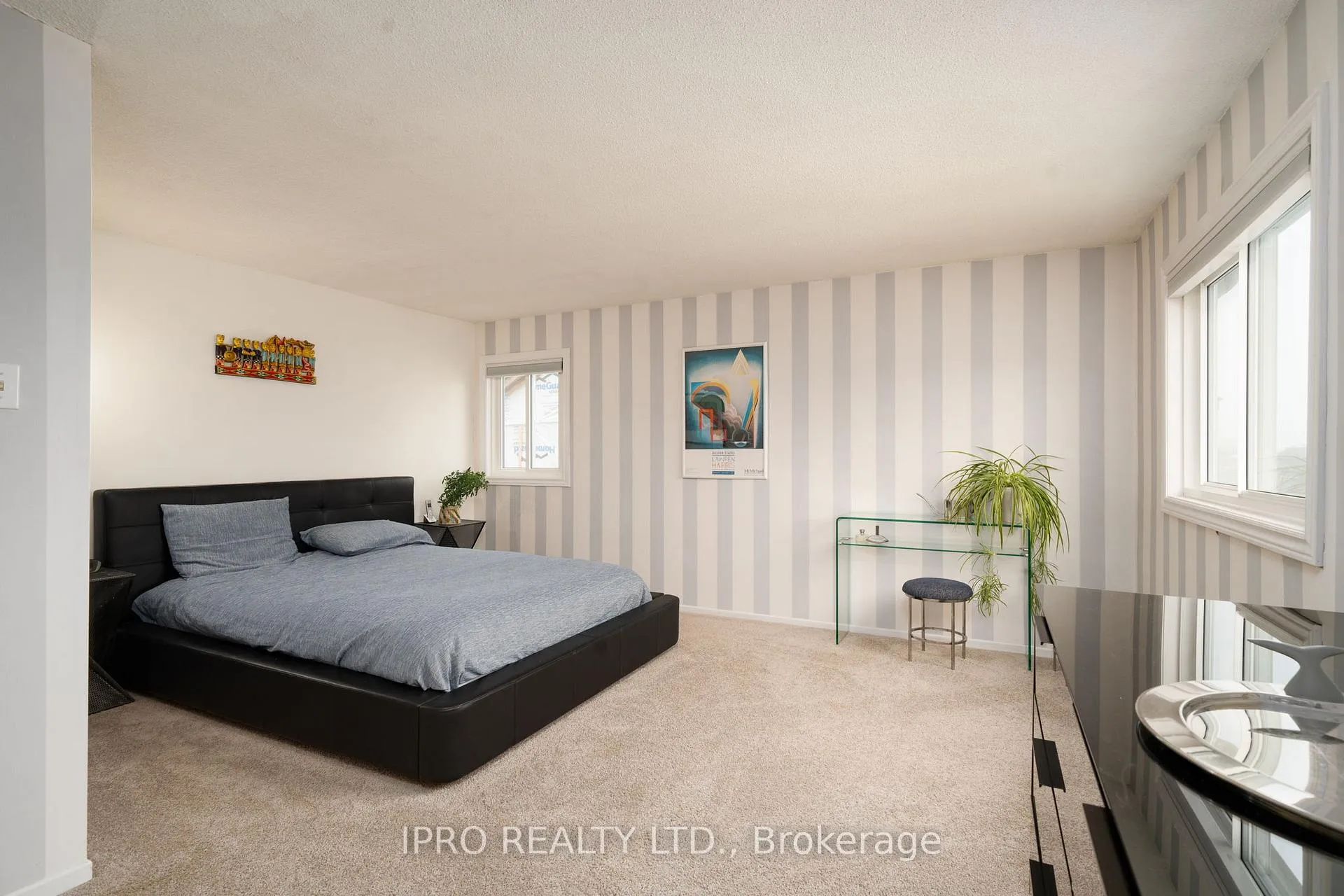 Photo 13 of 13 Sparklett Crescent, Brampton, Heart Lake East — HOMEH