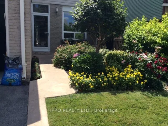 Photo 26 of 13 Sparklett Crescent, Brampton, Heart Lake East — HOMEH