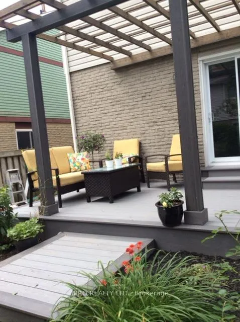 Photo 30 of 13 Sparklett Crescent, Brampton, Heart Lake East — HOMEH
