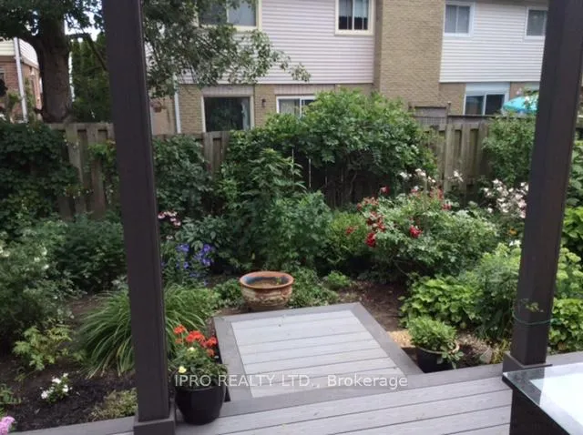 Photo 31 of 13 Sparklett Crescent, Brampton, Heart Lake East — HOMEH