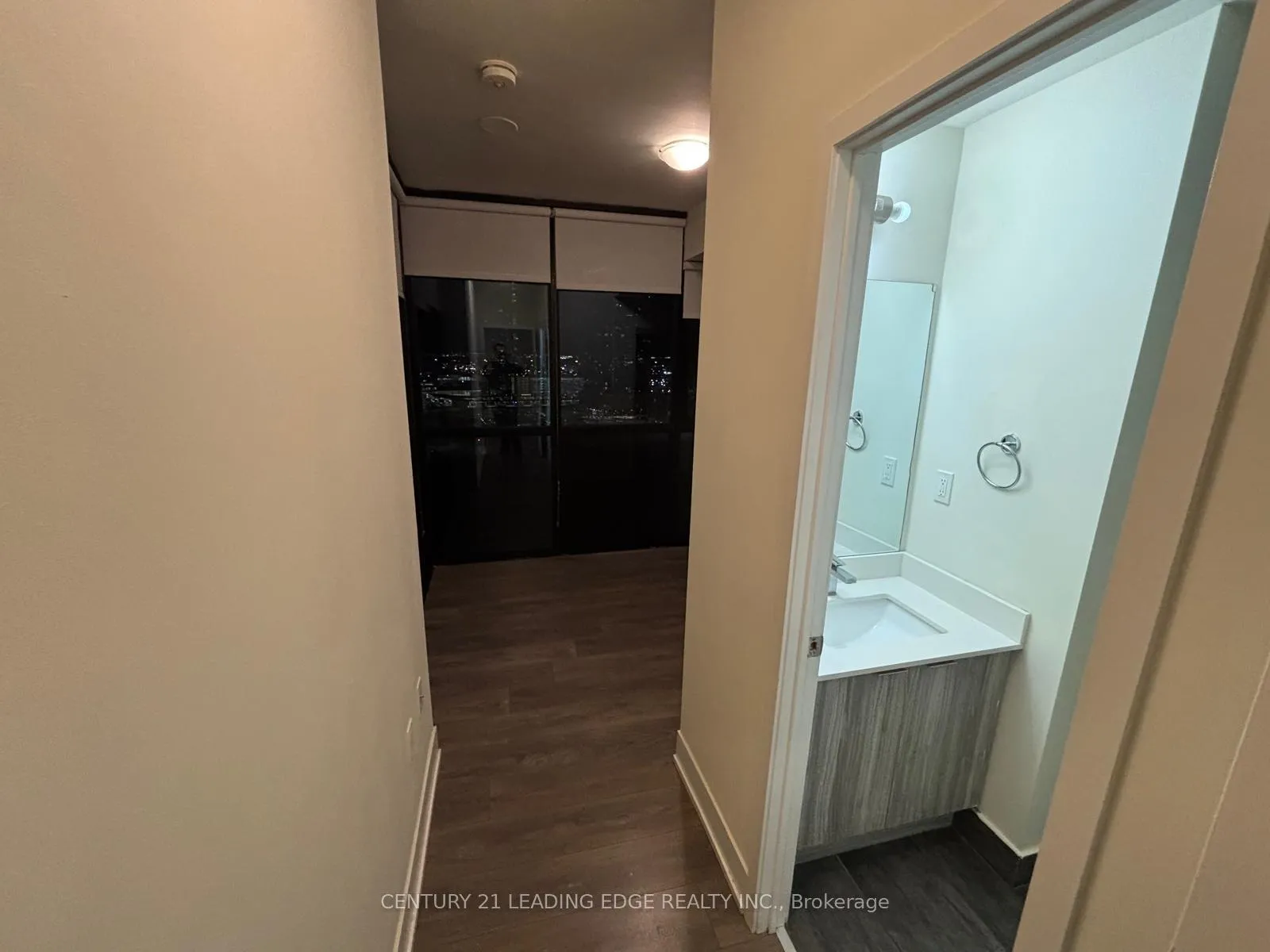 Photo 5 of Unit 1503, 2916 Hwy 7, Vaughan, Concord — HOMEH