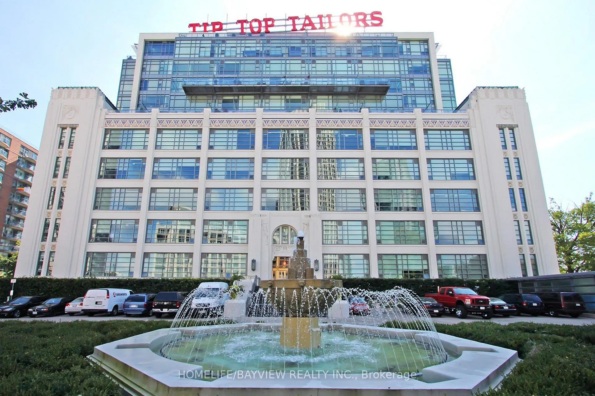 Front of Unit 101, 637 Lake Shore Boulevard W