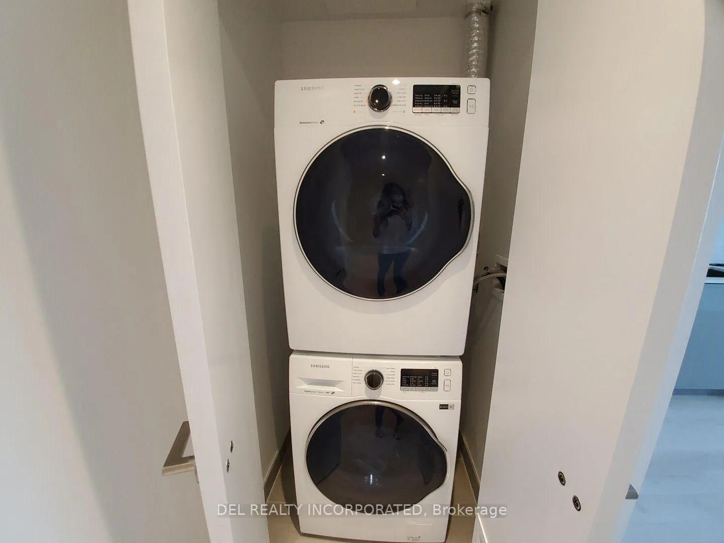 Photo 6 of Unit 1909, 48 Power Street, Toronto, Moss Park — HOMEH
