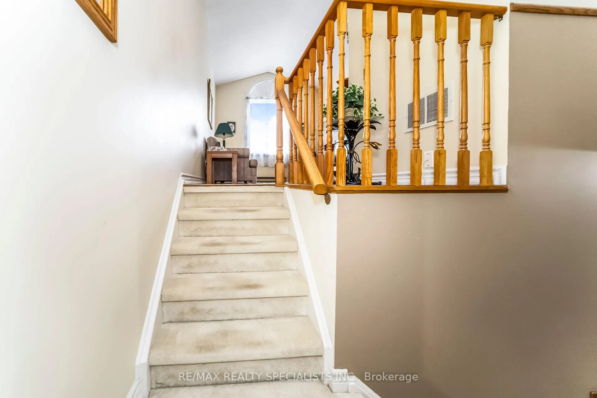 Photo 18 of 39 Heathcliffe Square, Brampton, Central Park — HOMEH