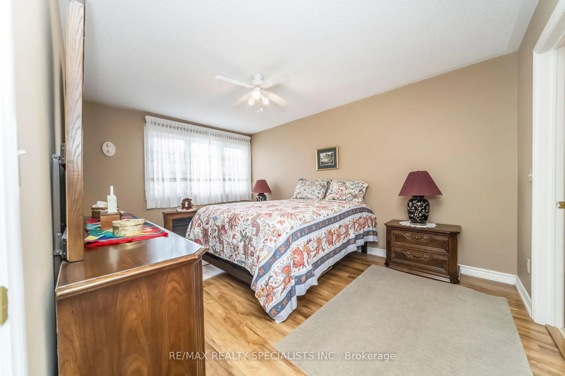 Photo 24 of 39 Heathcliffe Square, Brampton, Central Park — HOMEH