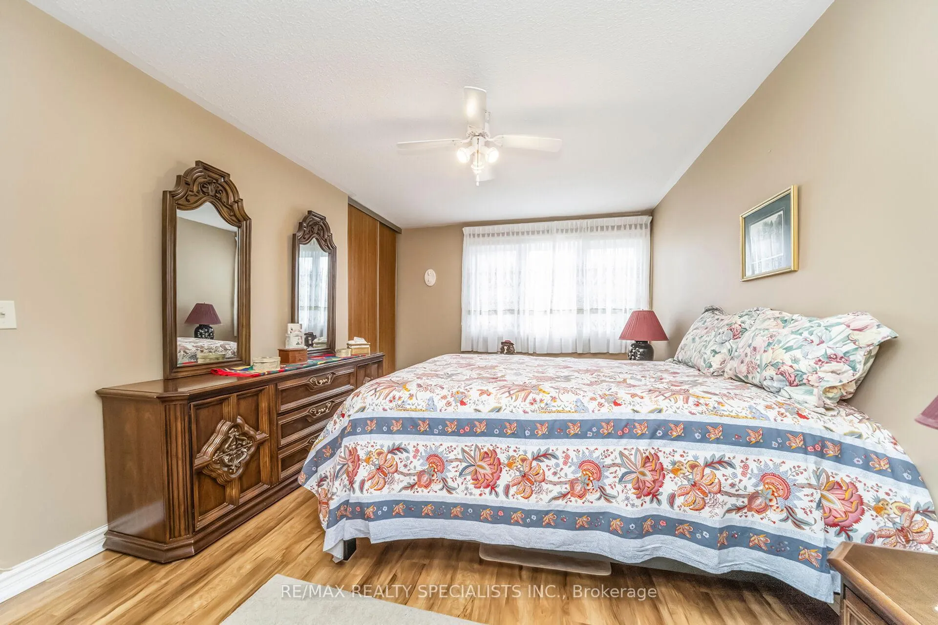 Photo 25 of 39 Heathcliffe Square, Brampton, Central Park — HOMEH