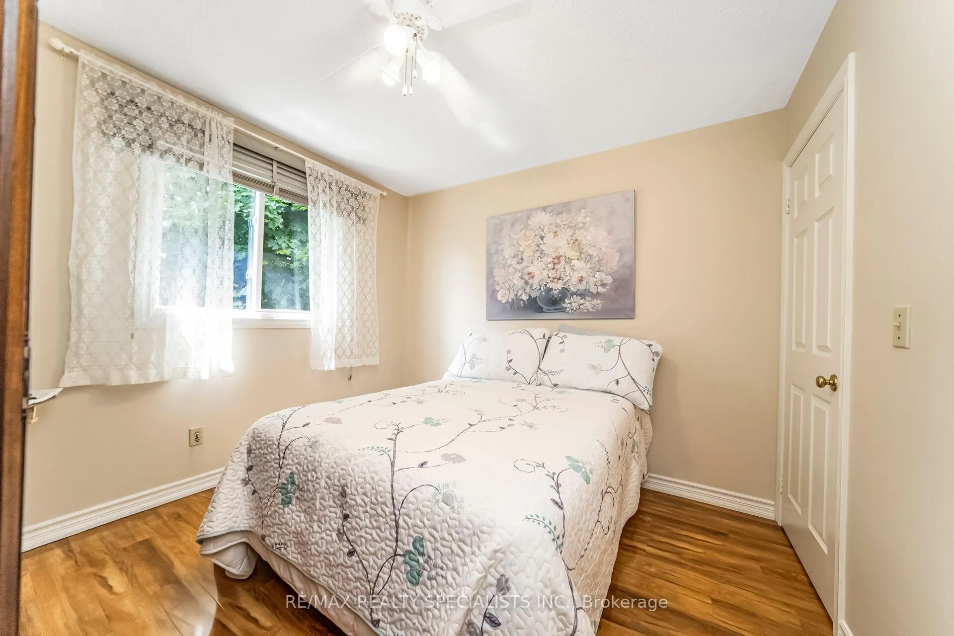Photo 28 of 39 Heathcliffe Square, Brampton, Central Park — HOMEH