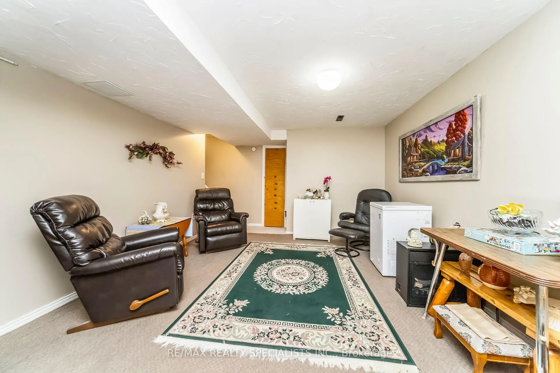 Photo 36 of 39 Heathcliffe Square, Brampton, Central Park — HOMEH