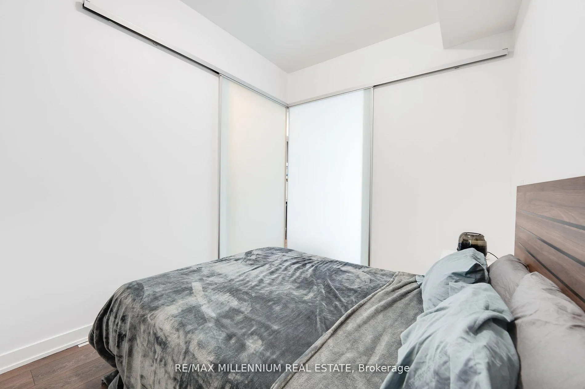 Photo 12 of Unit 710, 50 Bruyeres Mews, Toronto, Waterfront Communities — HOMEH