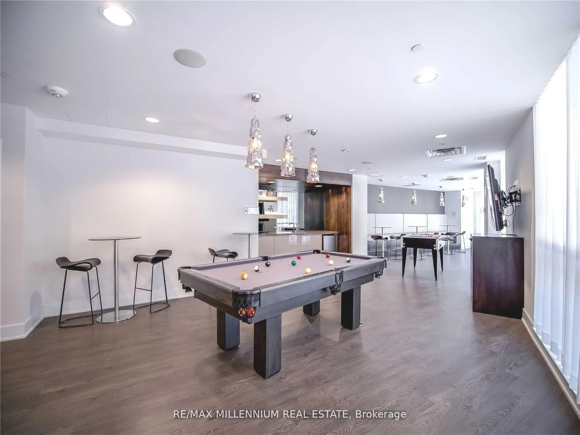 Photo 14 of Unit 710, 50 Bruyeres Mews, Toronto, Waterfront Communities — HOMEH
