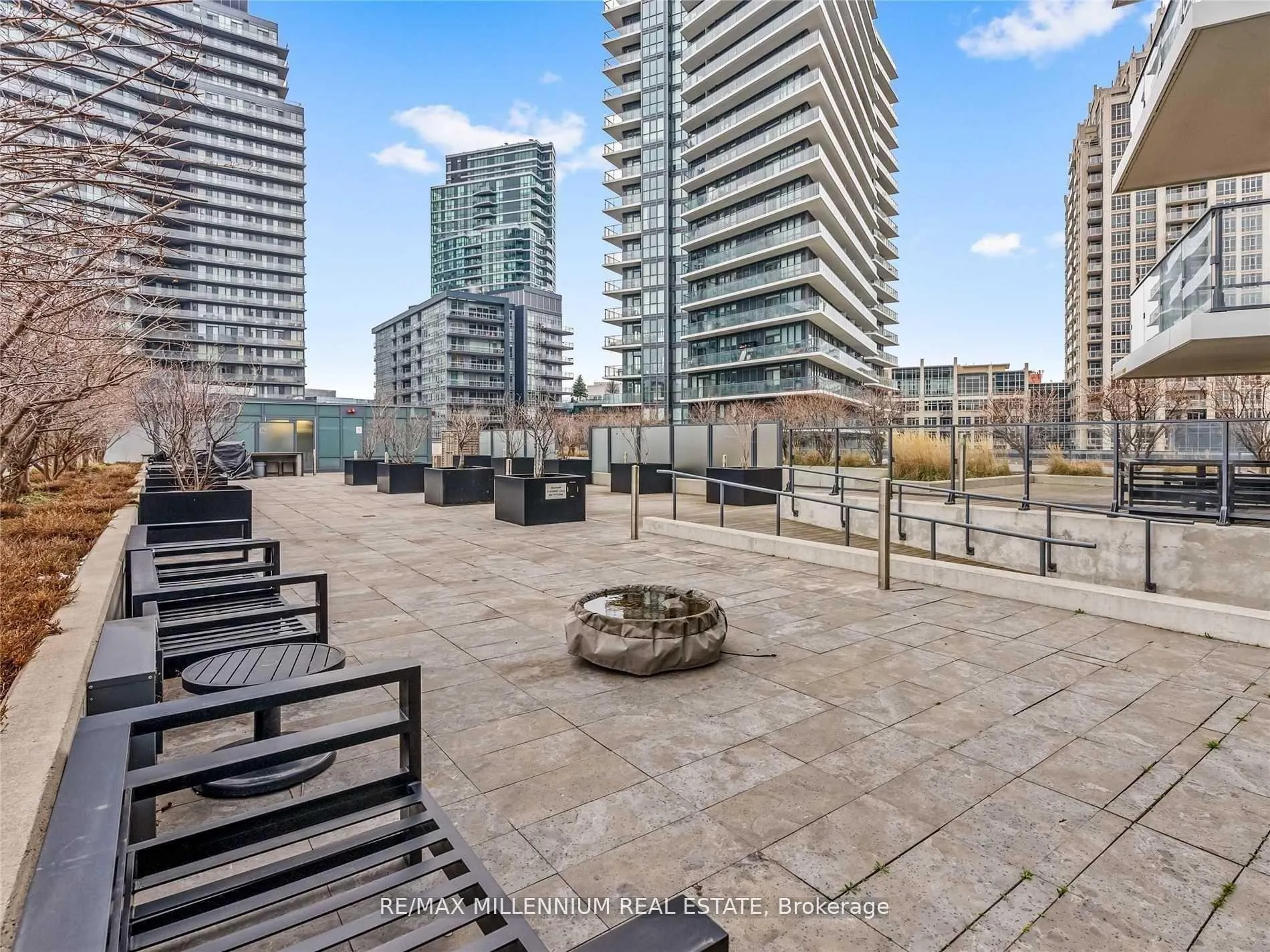 Photo 18 of Unit 710, 50 Bruyeres Mews, Toronto, Waterfront Communities — HOMEH