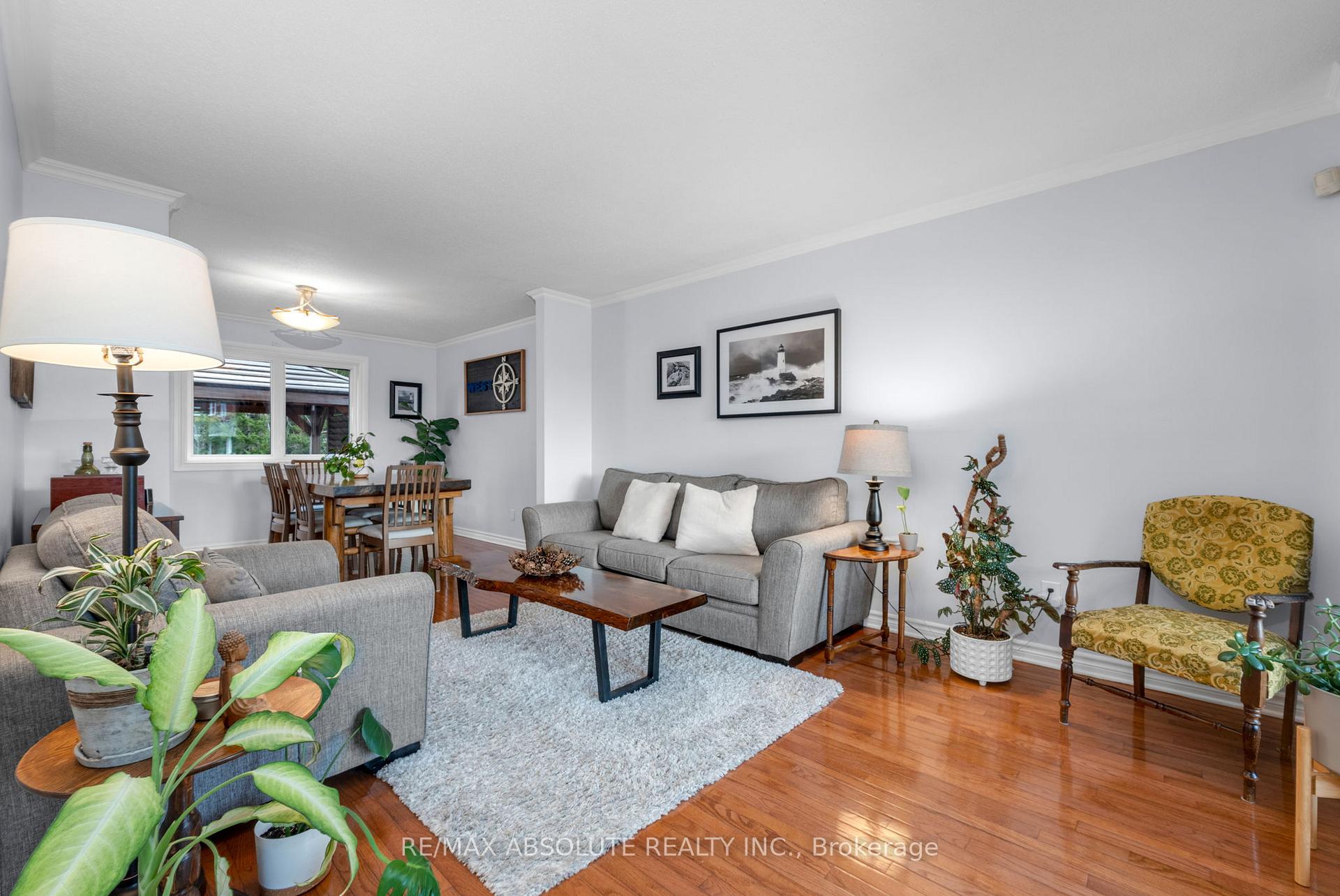 Photo 5 of 2913 Sable Ridge Drive, Ottawa, Upper Hunt Club — HOMEH