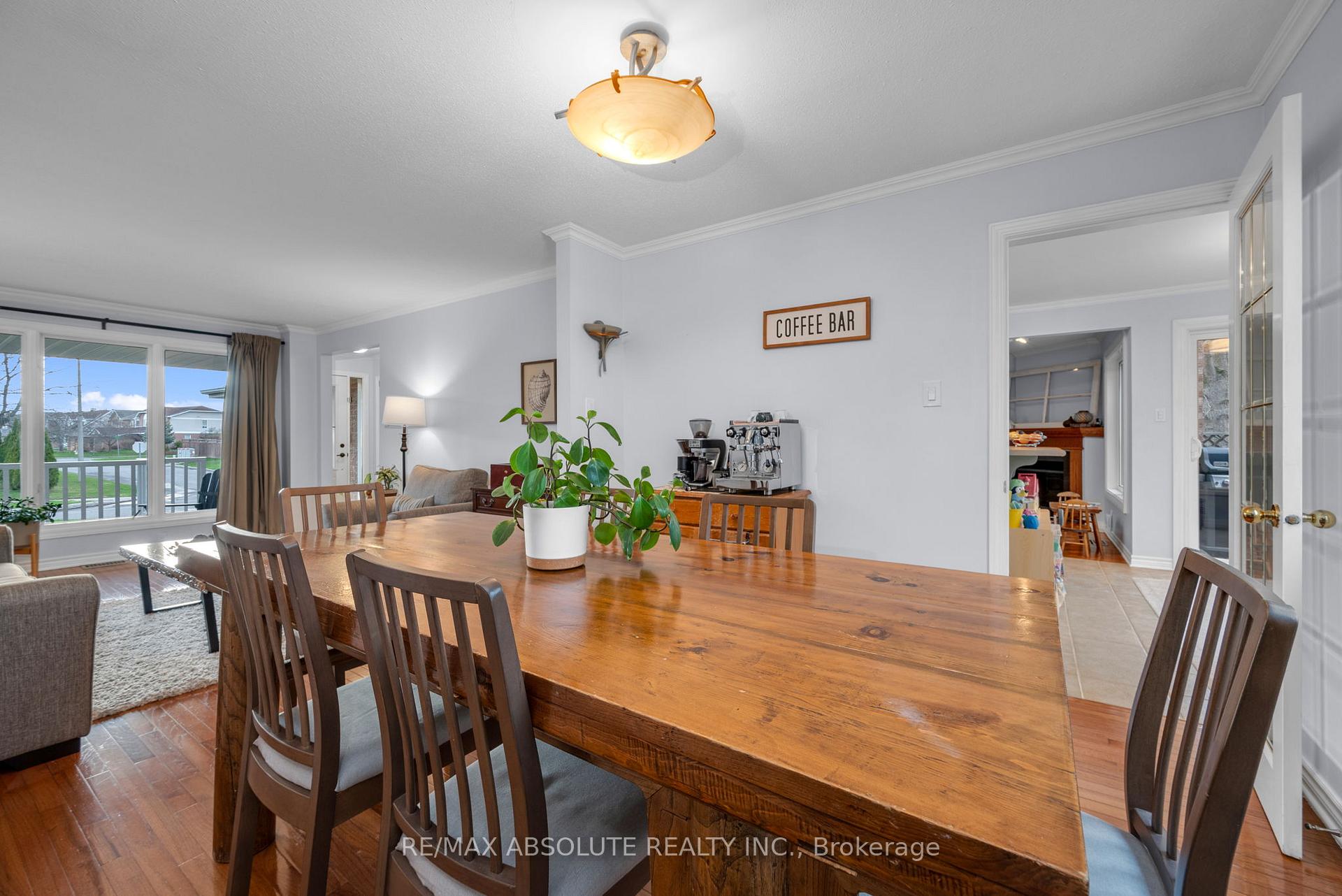 Photo 10 of 2913 Sable Ridge Drive, Ottawa, Upper Hunt Club — HOMEH