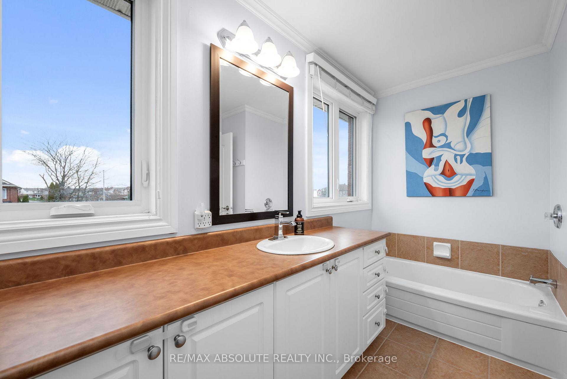 Photo 26 of 2913 Sable Ridge Drive, Ottawa, Upper Hunt Club — HOMEH