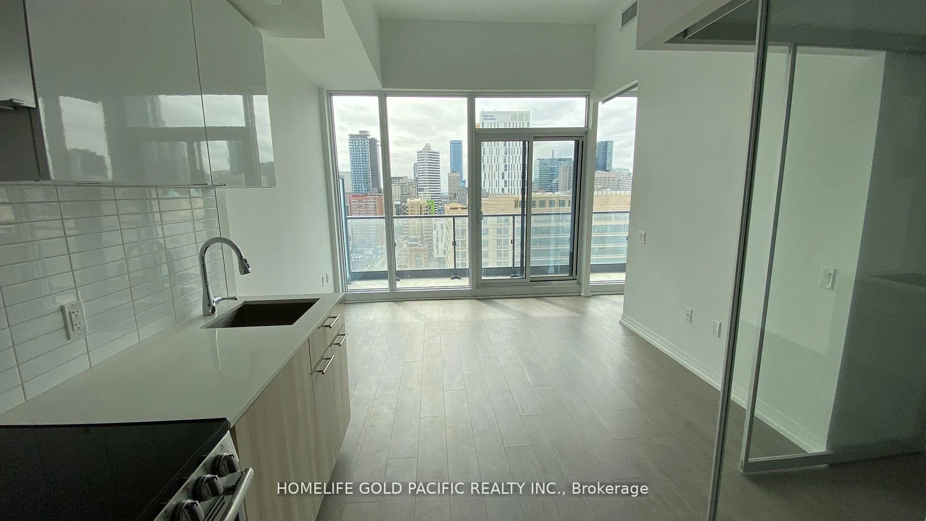 Photo 11 of Unit 1924, 251 Jarvis Street, Toronto, Church-Yonge Corridor — HOMEH