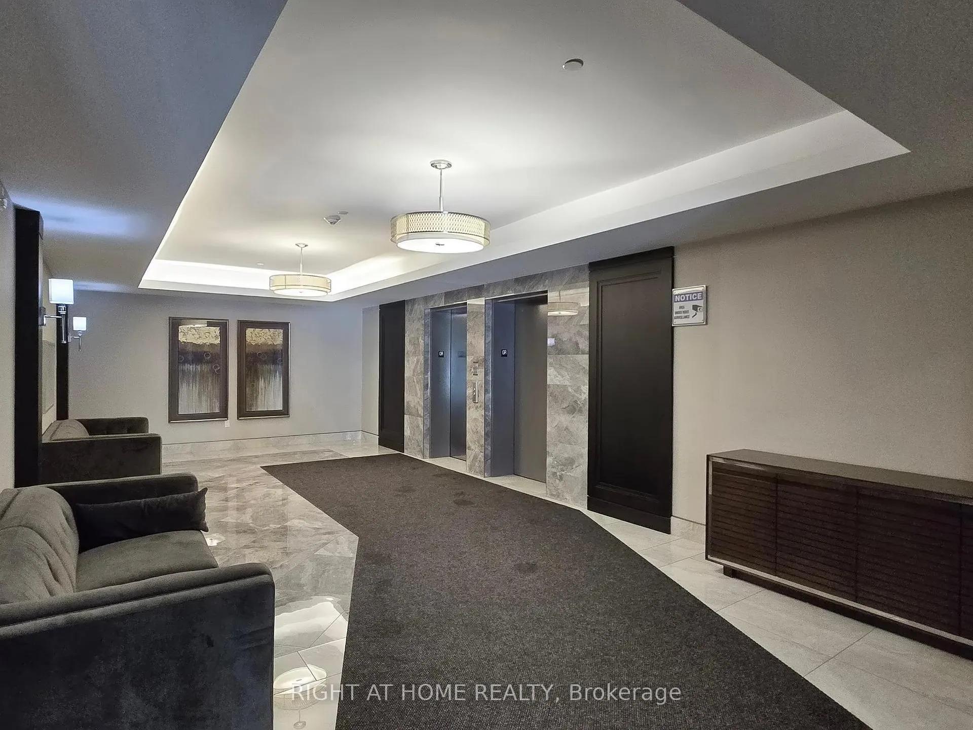Photo 7 of Unit 111, 101 Shoreview Place, Hamilton, Lakeshore — HOMEH