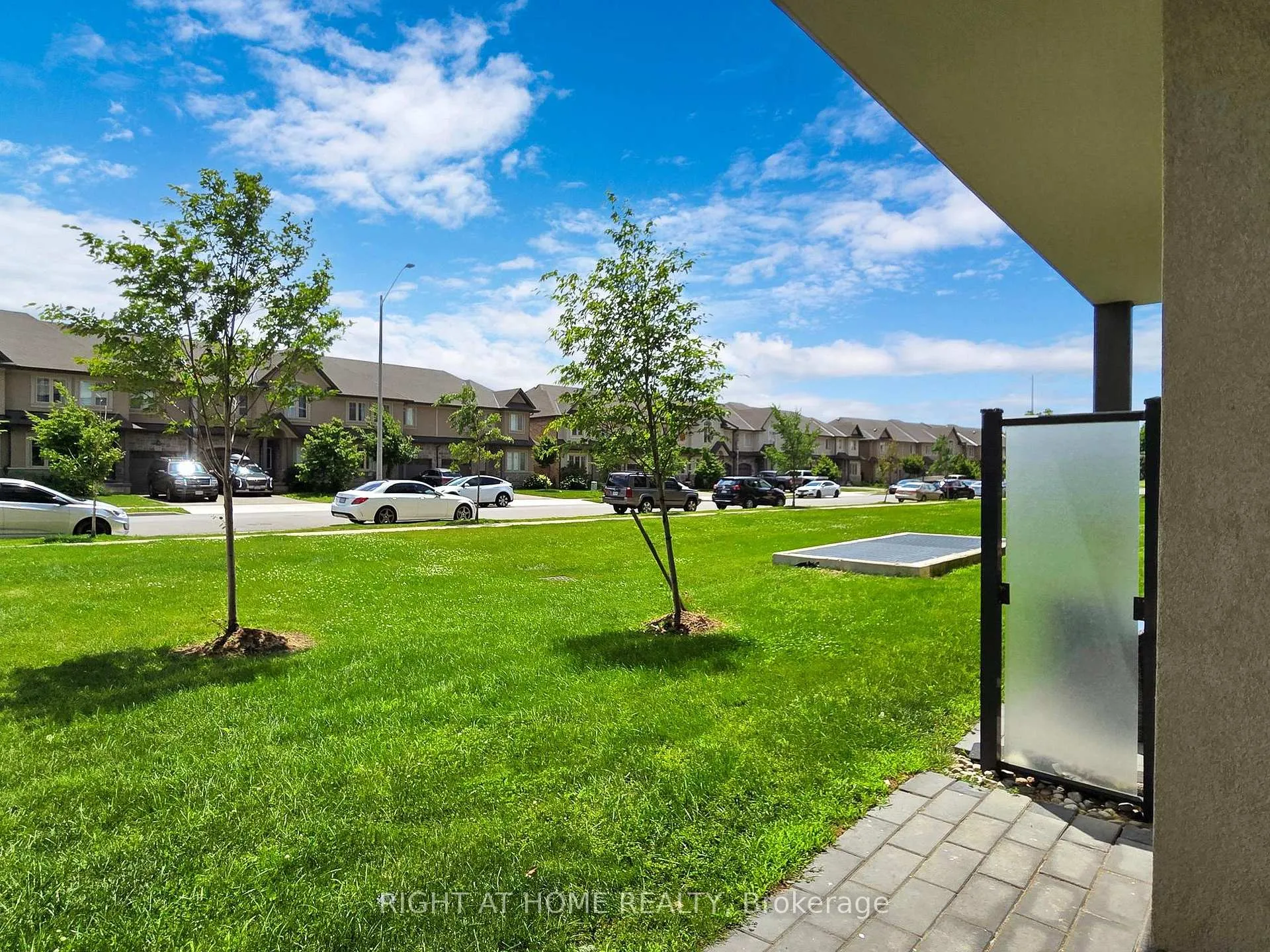 Photo 25 of Unit 111, 101 Shoreview Place, Hamilton, Lakeshore — HOMEH