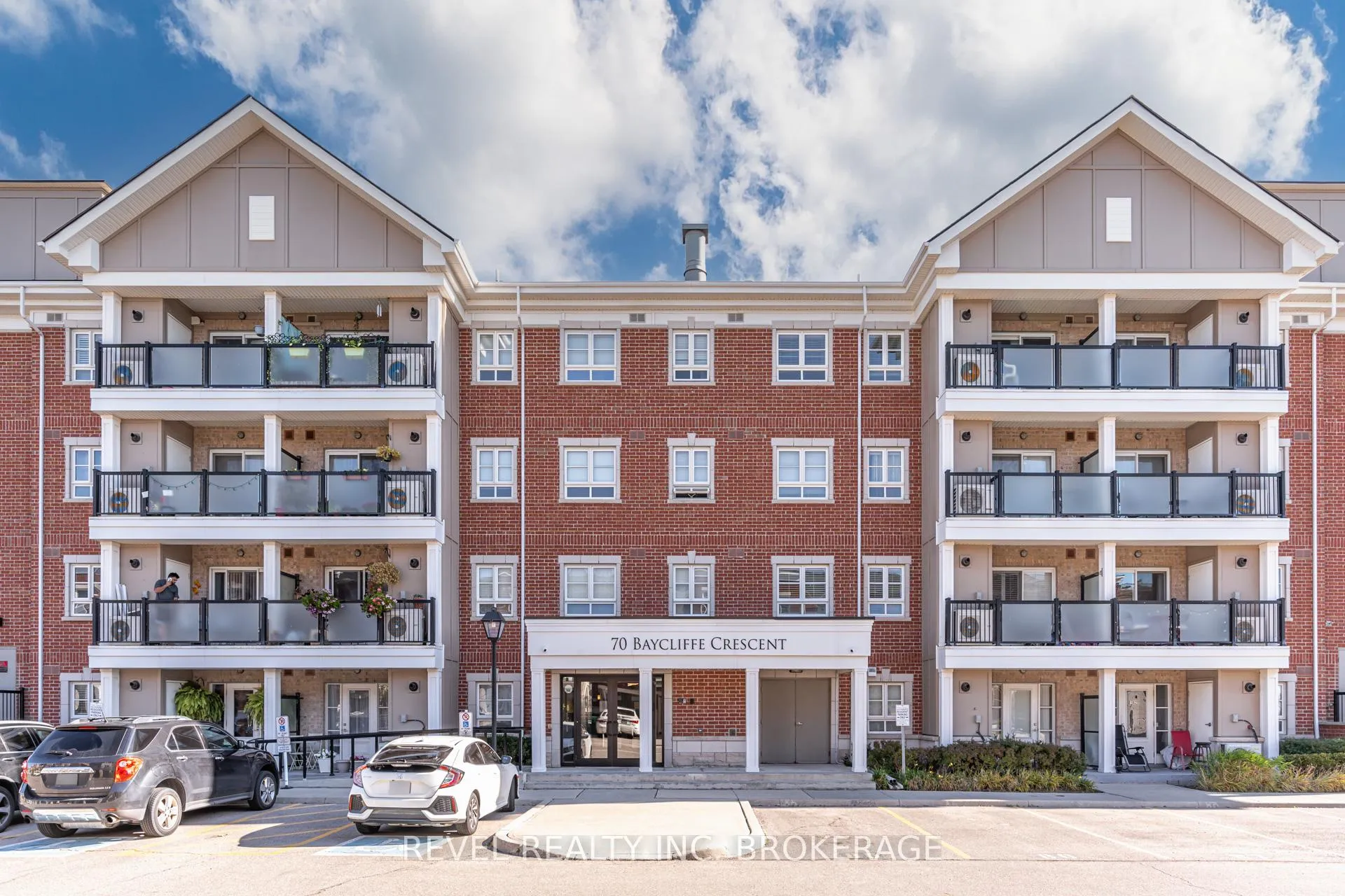 Photo 1 of Unit 401B, 70 Baycliffe Crescent, Brampton, Northwest Brampton — HOMEH
